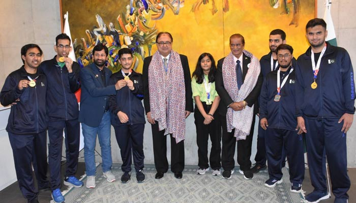 Pakistani Ambassador welcomes the Pakistani Taekwondo team to the Embassy, ​​congratulates them on their achievements