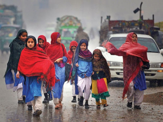 Pleasant weather in Peshawar with heavy rain