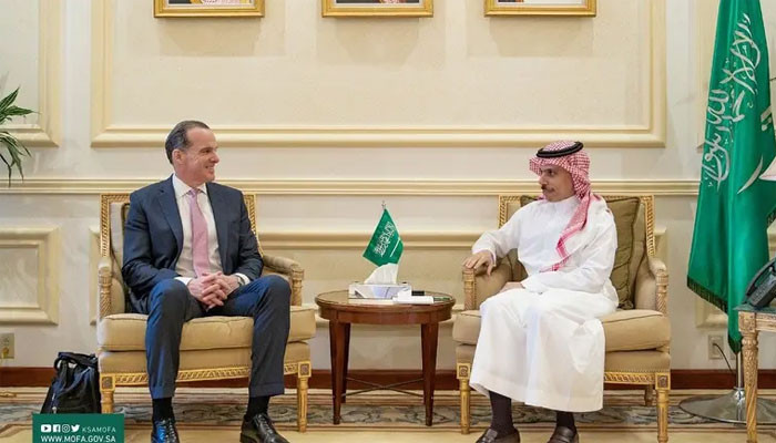 Senior US officials meet with the Saudi Foreign Minister