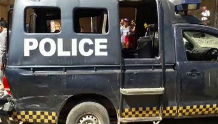 Shah Latif police station raided, 2 hostages recovered, 4 officials arrested