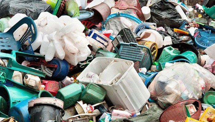 Technology to turn waste plastic into valuable nanoparticles developed