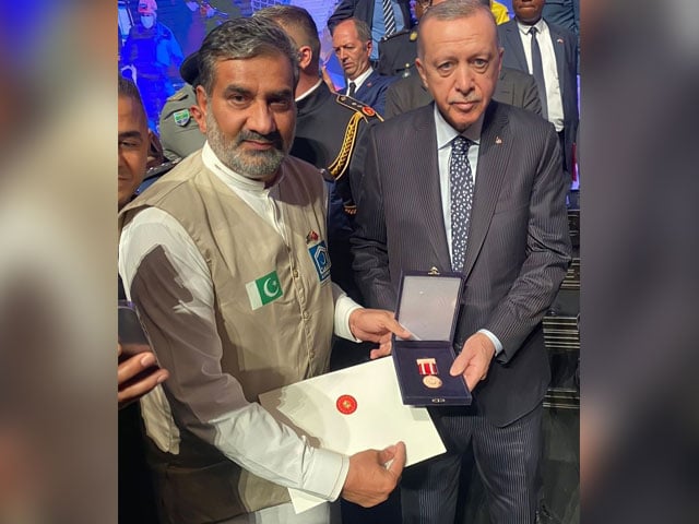 services in earthquake prone areas;  Turkey awarded Al-Khidmat Foundation with the Medal of Excellence