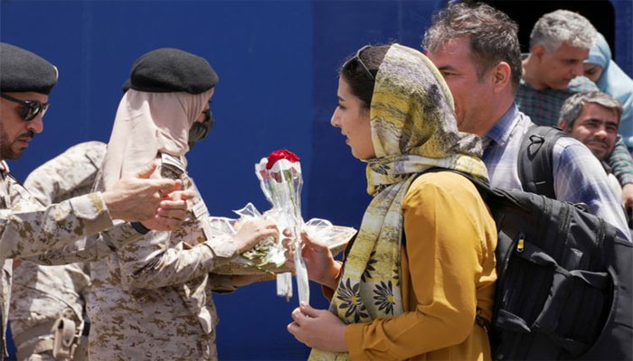 Senior Saudi military officer's conversation with Iranian citizens coming from Sudan Senior Saudi military officer's conversation with Iranian citizens coming from Sudan