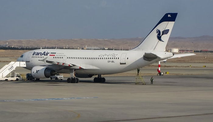 Iran Air domestic flight emergency, safe landing in Shiraz Iran Air domestic flight emergency, safe landing in Shiraz