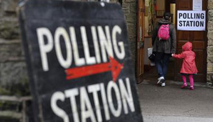 In England, elections will be held today on more than 8 thousand seats of local councils File photo