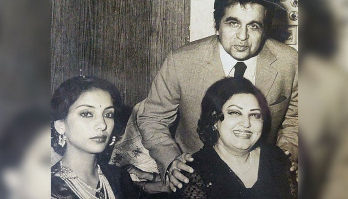 Shabana Azmi shared a picture with Dilip Kumar and Noor Jahan