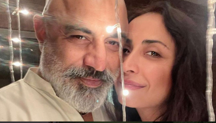 Actress Zara Tareen and actor Farhan Tahir parted ways