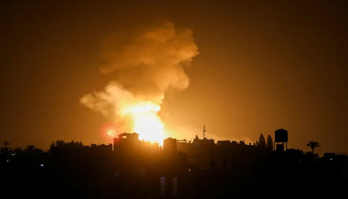 Israeli planes bomb Gaza, 9 Palestinians martyred Israeli planes bomb Gaza, 9 Palestinians martyred