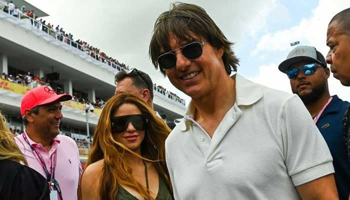 Shakira and Tom Cruise's happy meeting in Miami