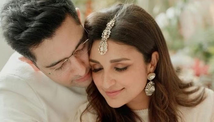 Parineeti and Raghav got engaged, the actress also shared the first picture