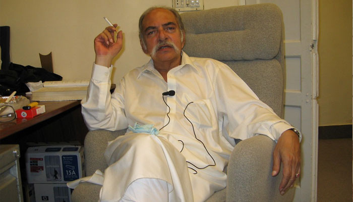 Renowned actor, intellectual, playwright and professor Shoaib Hashmi passed away