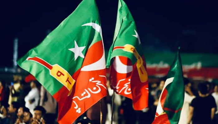 Election Commission rejects oath-taking notification, PTI File photo
