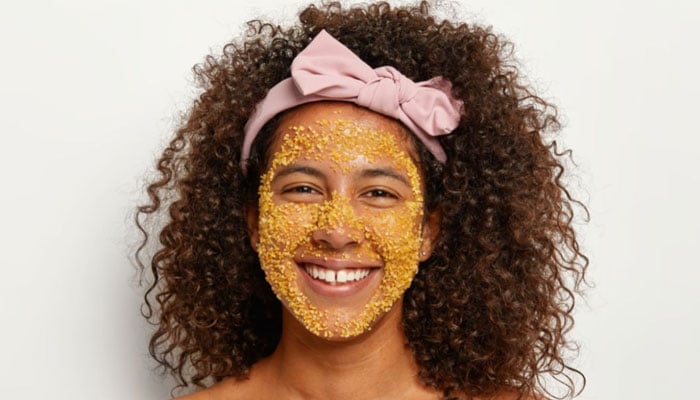 DIY 2-Minute Scrub for Glowing, Clear Skin File photo