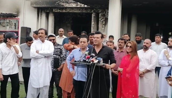 Solidarity visit of showbiz personalities to Jinnah House