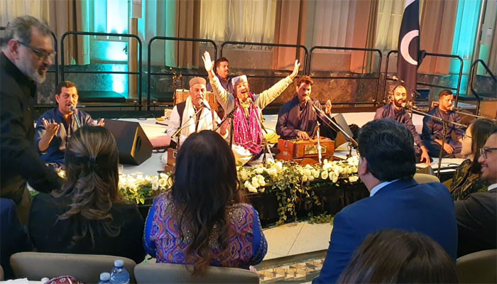 Mahfil Sama, Fareed Ayaz and Hamnawa's performance in Parliament of Canada