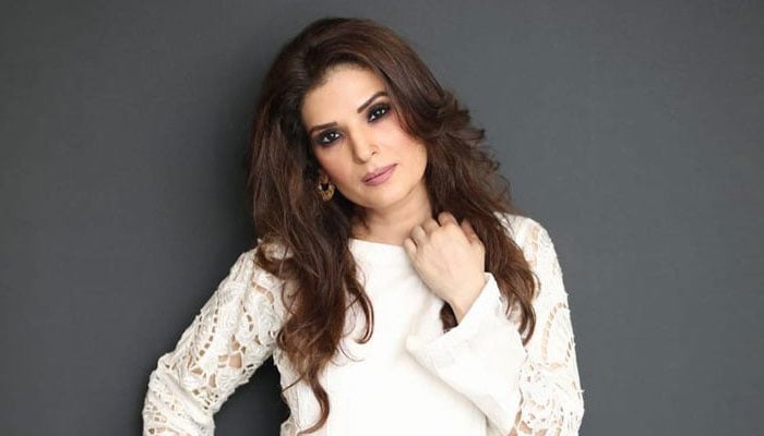 Actress Resham and Faraz Manan's dance video under fire File photo