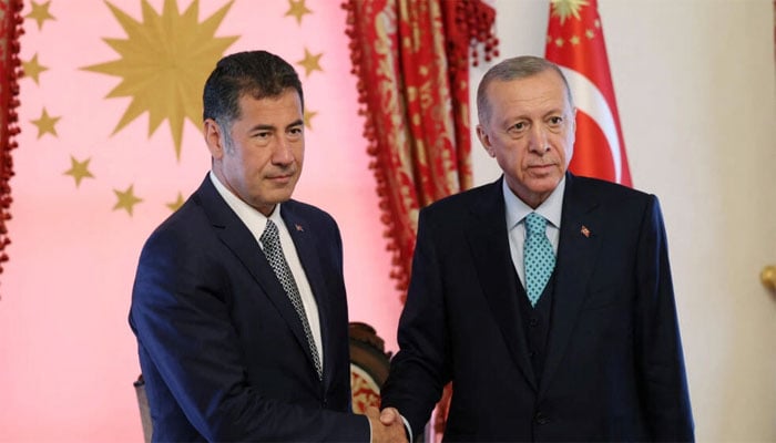 Sanan Olu, who took the third position in the presidential election, announced his support for Erdoğan Turkey: Sanan Olu, who took the third position in the presidential election, announced his support for Erdogan