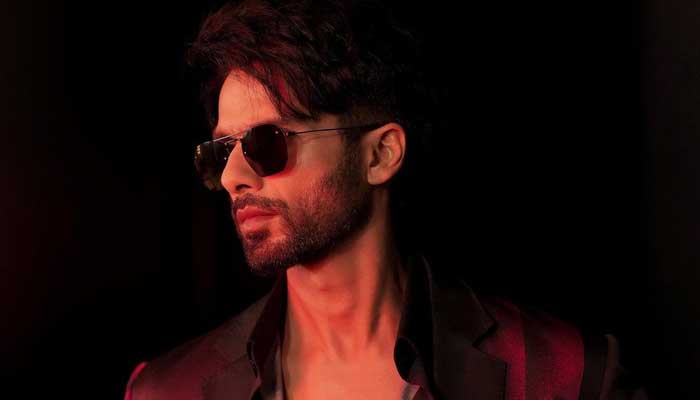 The poster of Shahid Kapoor's new film has come out The poster of Shahid Kapoor's new film has come out