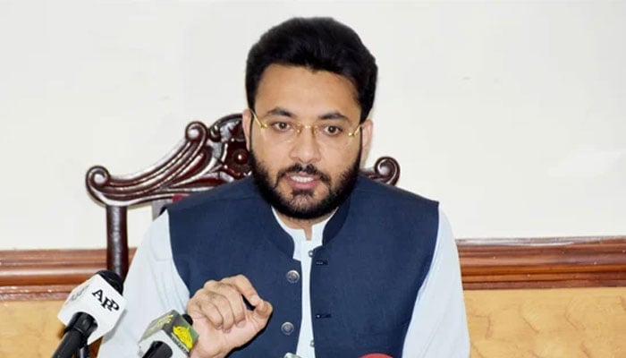 Farrukh Habib, who did not allow Imran Khan to compete in the election field, came down to cruelty and brutality Farrukh Habib, who did not allow Imran Khan to compete in the election field, came down to cruelty and brutality