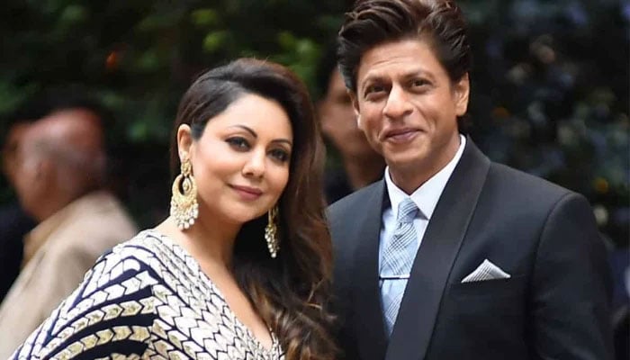 Gauri Khan Never Gave Me Any Gift, Shah Rukh Khan Complains File photo
