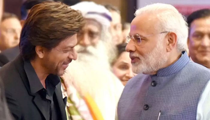It cost Shah Rukh Khan to praise the new Indian Parliament building —File photo