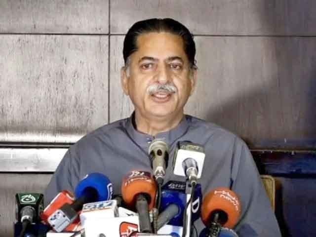 General Bajwa, Saqib Nisar including everyone's interests are intertwined, Javed Latif There is no negotiation with those who conspire against the country, says Federal Minister (Photo File).