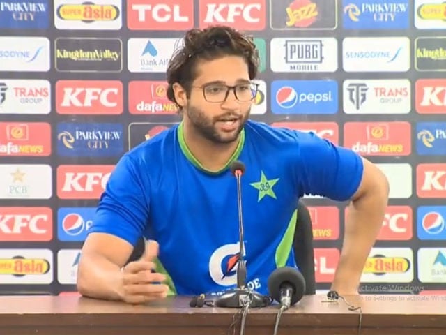 While batting, Fakhr does not speak at all and Babar does not shut up, Imam-ul-Haq Photo: Screen grab