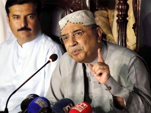 We will fight elections with full preparation, Asif Zardari Congratulations to the Chief Minister, workers and Jiyalas for the victory in local body elections in Sindh - file photo