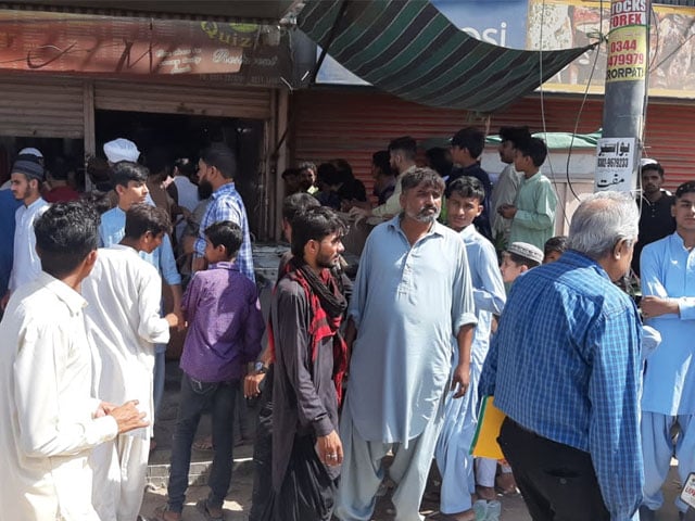 Baloch Colony;  During the robbery incident, the hotel employee was killed and the owner was injured