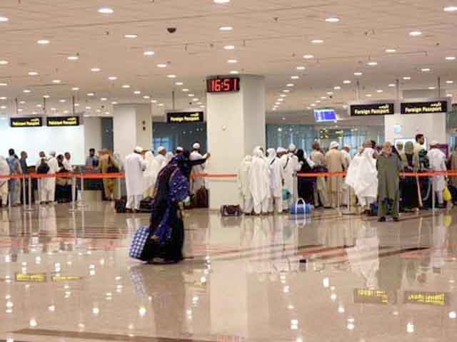 The flight to Medina was delayed for more than 30 hours, the pilgrims were worried