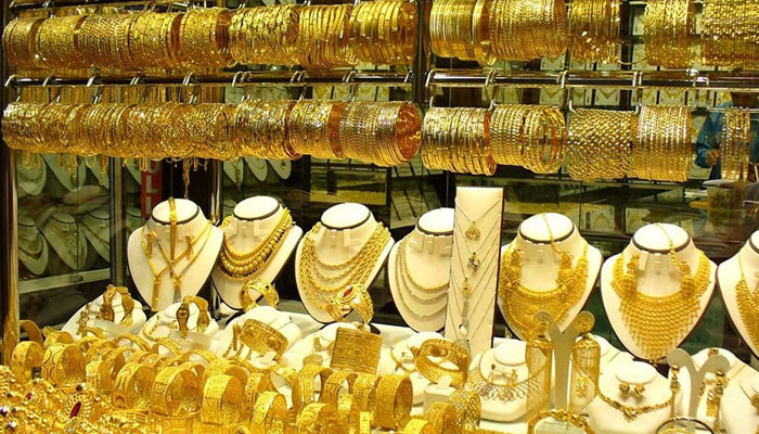 An increase of 2 thousand rupees in the price of gold per tola in the country today