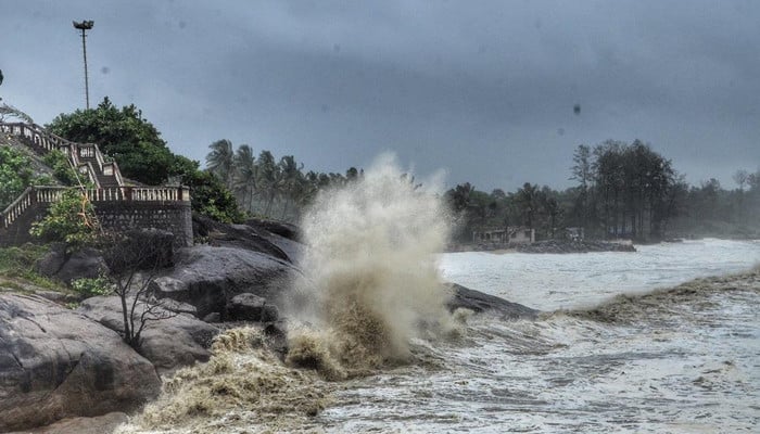 Bangladesh and Myanmar face cyclone