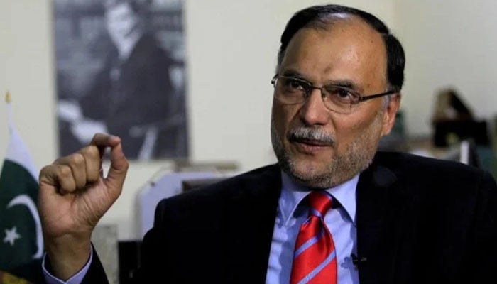 Imran is negotiating to make a case for handlers, Ahsan Iqbal