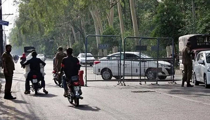 In Lahore, the police opened the roads leading to Zaman Park