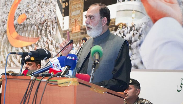 Pilgrims are Pakistan's Ambassador to the Holy Hijaz, Religious Affairs Minister Talha Mehmood