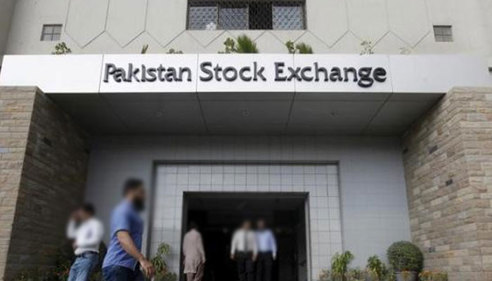 Positive day of trading in PSX, 100 index gains 331 points