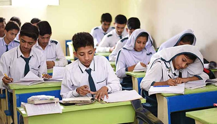 Private educational institutions in Sindh will remain open today, Tariq Shah