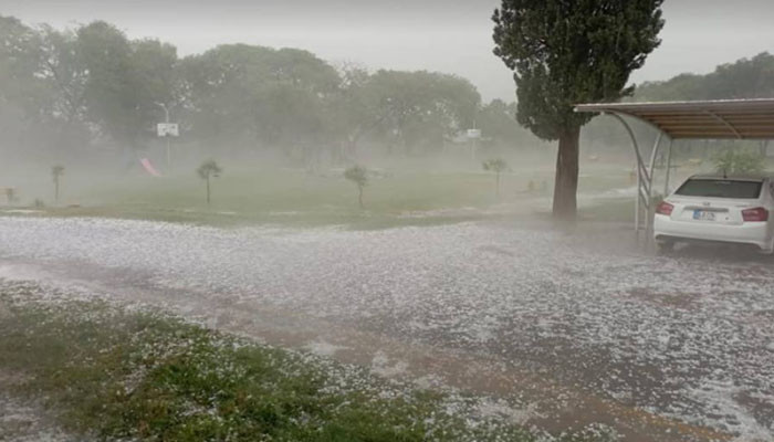 Rain and hail in different parts of the country