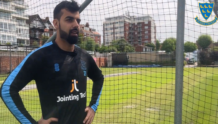 Shadab Khan joined the English county of Sussex