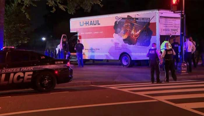 Truck hit by White House barrier, driver arrested, Nazi flag recovered