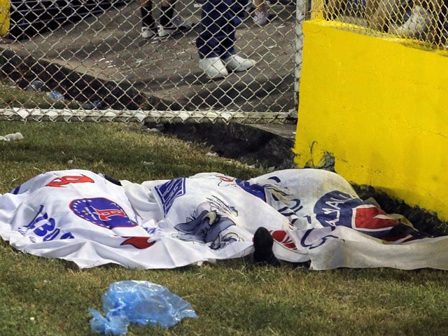 stampede at soccer stadium in El Salvador;  12 people were crushed to death under their feet