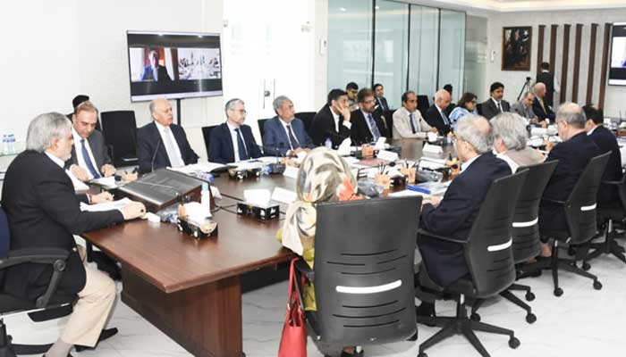Government will provide favorable environment for investment, Finance Minister Government will provide favorable environment for investment, Finance Minister
