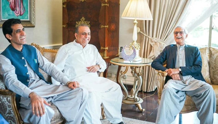 Jahangir Tareen will announce his new political party tomorrow File photo