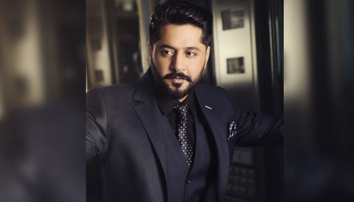 Imran Ashraf burned his arms during the scene of the drama File photo