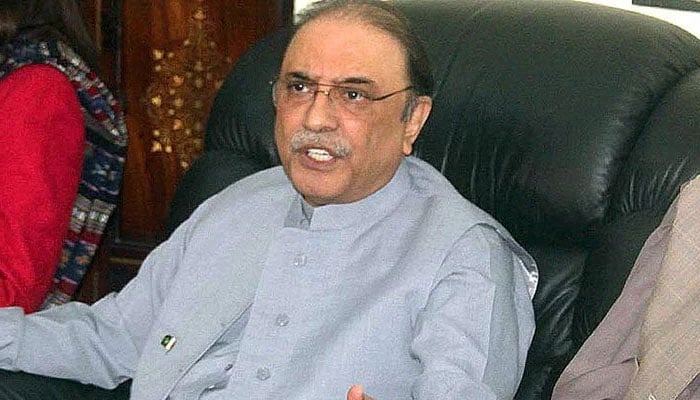 Asif Zardari's eye operation in Dubai is successful Asif Zardari's eye operation in Dubai is successful
