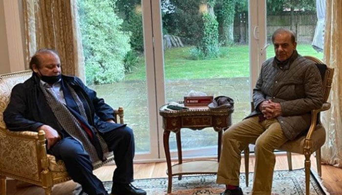 London, Prime Minister Shehbaz Sharif met with Nawaz Sharif for 2 hours File photo