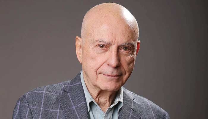 Oscar-winning actor Alan Arkin has died at the age of 89