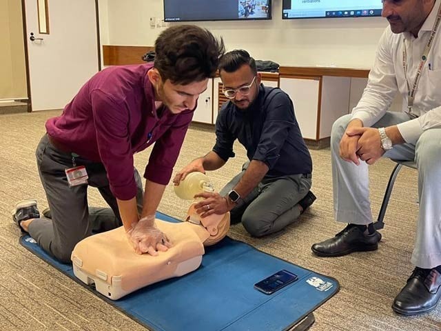 Sindh Health Department in collaboration with Aga Khan Hospital has started life saving training The Health Department, Government of Sindh and other institutions have jointly launched CPR and life saving training program on a large scale. Photo: File