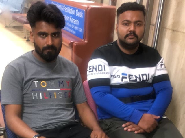 2 passengers who tried to go to Azerbaijan on fake visas were arrested at Karachi Airport