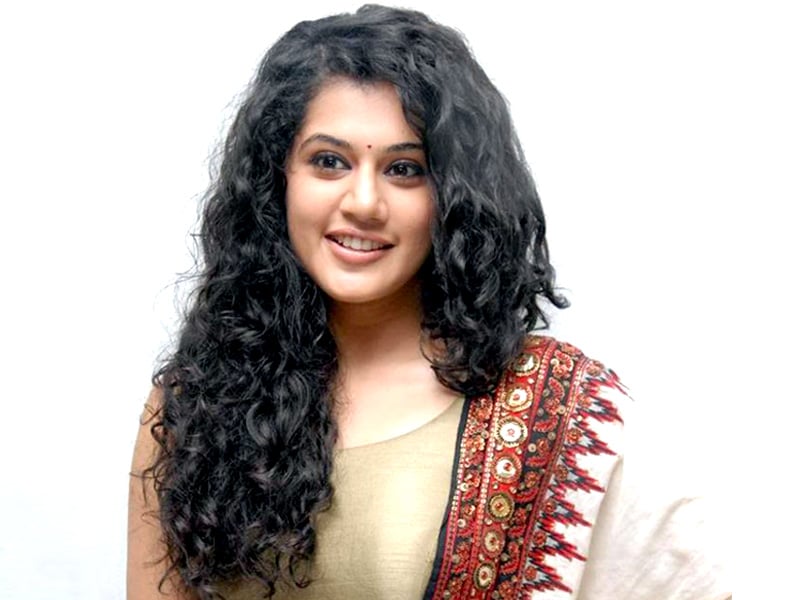 Taapsee Panna's acknowledgment of the presence of different camps in Bollywood